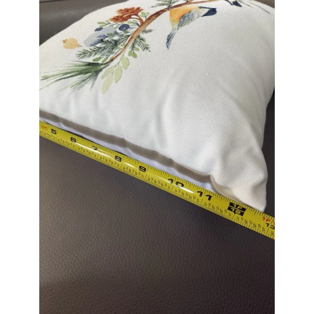 C&F Home Seasonal Holiday Pillow Chickadees Birds Pine&Berries White‎ NEW